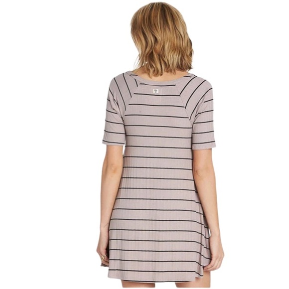 BILLABONG Hide Away Stone Gray Black Stripe Dress $49.95 EUC XS Style# JD01SBHI - Picture 11 of 11